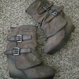 Not Rated Boots from Buckle size 10